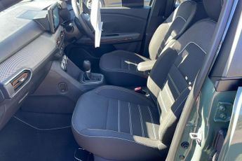 Dacia Sandero Stepway 1.0 Tce Journey Hatchback 5dr Petrol CVT Euro 6 (s/s) (90 Ps)