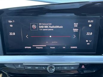Vauxhall Mokka Electric 50kwh Elite Premium Suv 5dr Electric Auto (136 Ps)