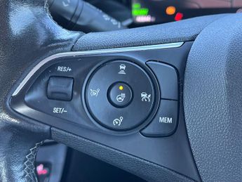 Vauxhall Mokka Electric 50kwh Elite Premium Suv 5dr Electric Auto (136 Ps)