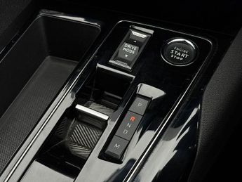 Peugeot 3008 SUV 1.2 Puretech Allure Premium  Plus Suv 5dr Petrol Eat Euro 6 (s/s