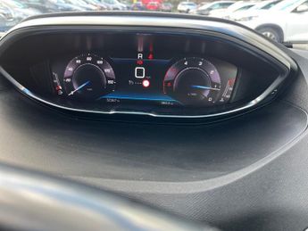Peugeot 3008 SUV 1.5 Bluehdi Allure Premium Suv 5dr Diesel Eat Euro 6 (s/s) (130 