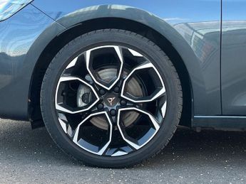 Cupra Leon Estate 1.5 Etsi V1 Estate 5dr Petrol Hybrid Dsg Euro 6 (s/s) (150 Ps)
