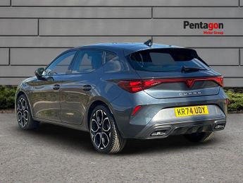 Cupra Leon 1.5 Etsi V1 Hatchback 5dr Petrol Hybrid Dsg Euro 6 (s/s) (150 Ps