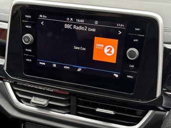 Volkswagen T Roc 2.0 Tsi R Line Suv 5dr Petrol Dsg 4motion Euro 6 (s/s) (190 Ps)