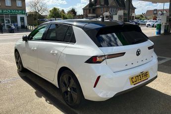 Vauxhall Astra Electric 54kwh Gs Hatchback 5dr Electric Auto (156 Ps)