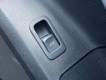 Audi Q2 1.5 Tfsi Cod 35 S Line Suv 5dr Petrol S Tronic Euro 6 (s/s) (150