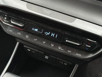 Hyundai I20 1.0 T Gdi Mhev Premium Hatchback 5dr Petrol Hybrid Dct Euro 6 (s