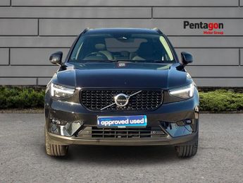 Volvo Xc40 2.0 B4 Mhev Ultimate Suv 5dr Petrol Hybrid Dct Auto Euro 6 (s/s)