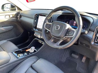 Volvo Xc40 2.0 B4 Mhev Ultimate Suv 5dr Petrol Hybrid Dct Auto Euro 6 (s/s)