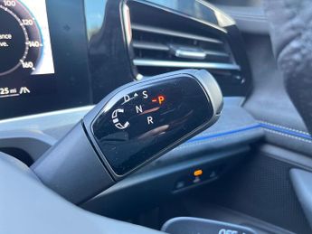 Volkswagen Passat Estate 1.5 Tsi Ehybrid 19.7kwh R Line Estate 5dr Petrol Plug In Hybrid