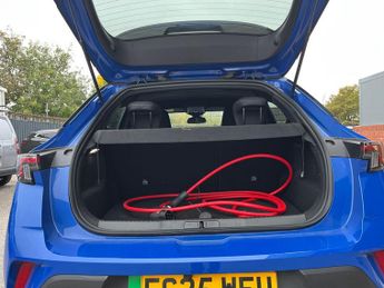 Vauxhall Mokka Electric 54kwh Ultimate Suv 5dr Electric Auto (long Range) (156 Ps)