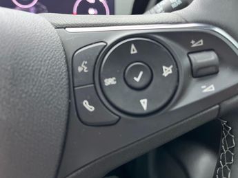 Vauxhall Mokka Electric 54kwh Ultimate Suv 5dr Electric Auto (long Range) (156 Ps)