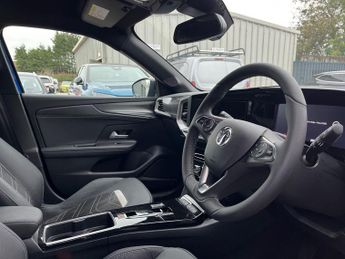 Vauxhall Mokka Electric 54kwh Ultimate Suv 5dr Electric Auto (long Range) (156 Ps)