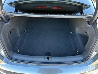 Audi A4 Saloon 2.0 Tfsi 40 S Line Saloon 4dr Petrol S Tronic Euro 6 (s/s) (204