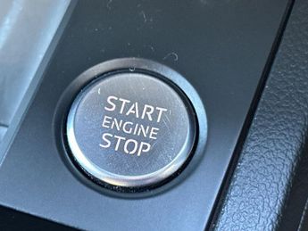 Audi A4 Saloon 2.0 Tfsi 40 S Line Saloon 4dr Petrol S Tronic Euro 6 (s/s) (204