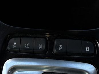 Vauxhall Crossland 1.2 Turbo Ultimate Suv 5dr Petrol Auto Euro 6 (s/s) (130 Ps)
