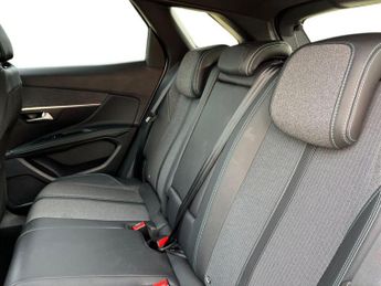 Peugeot 3008 SUV 1.2 Puretech Mhev Allure Premium  Plus Suv 5dr Petrol Hybrid E D