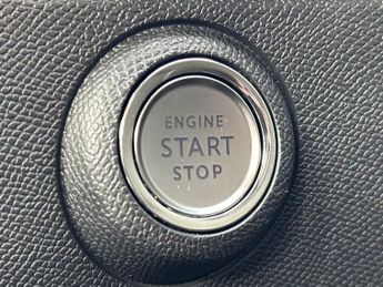 Vauxhall Astra 1.5 Turbo D Design Hatchback 5dr Diesel Auto Euro 6 (s/s) (130 P