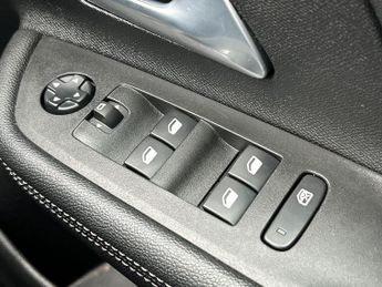 Vauxhall Mokka Electric 50kwh Gs Suv 5dr Electric Auto (136 Ps)