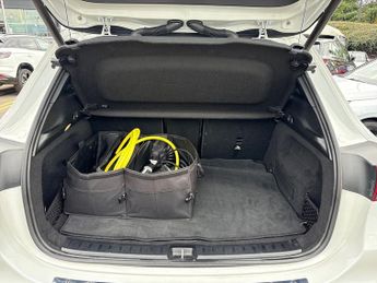 Mercedes Benz Eqa Eqa 250 66.5kwh Amg Line Suv 5dr Electric Auto (190 Ps)