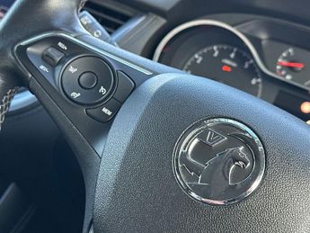 Vauxhall Grandland X 1.2 Turbo Sport Nav Suv 5dr Petrol Auto Euro 6 (s/s) (130 Ps)