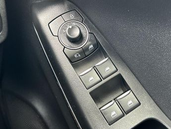 Ford Puma 1.0t Ecoboost Mhev Titanium Suv 5dr Petrol Hybrid Dct Euro 6 (s/