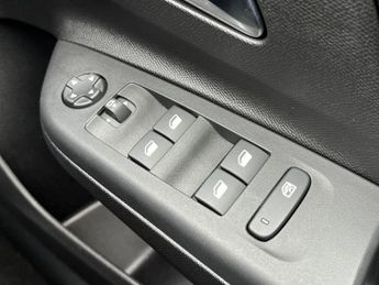 Vauxhall Corsa Electric 50kwh Gs Hatchback 5dr Electric Auto (136 Ps)