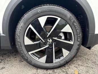 Vauxhall Grandland Electric 73kwh Gs Suv 5dr Electric Auto (213 Ps)