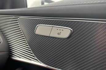 Mercedes Benz Eqc Eqc 400 80kwh Amg Line Suv 5dr Electric Auto 4matic (408 Ps)