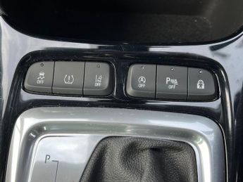 Vauxhall Crossland 1.2 Turbo Ultimate Nav Suv 5dr Petrol Auto Euro 6 (s/s) (130 Ps)