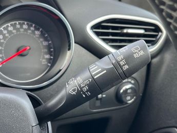 Vauxhall Crossland 1.2 Turbo Ultimate Nav Suv 5dr Petrol Auto Euro 6 (s/s) (130 Ps)