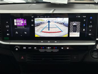 Vauxhall Grandland Electric 73kwh Gs Suv 5dr Electric Auto (213 Ps)