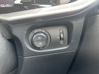 Vauxhall Mokka Electric 50kwh Ultimate Suv 5dr Electric Auto (136 Ps)