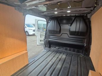 Ford E Transit Custom 320 65kwh Limited Panel Van 5dr Electric Auto L1 H1 (136 Ps)