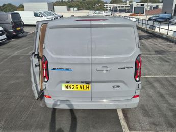 Ford E Transit Custom 320 65kwh Limited Panel Van 5dr Electric Auto L1 H1 (136 Ps)