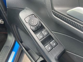 Ford Kuga 2.5 Duratec 14.4kwh St Line X Suv 5dr Petrol Plug In Hybrid CVT 