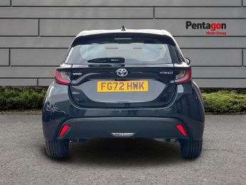 Toyota Yaris 1.5 Vvt H Icon Hatchback 5dr Petrol Hybrid E CVT Euro 6 (s/s) (1