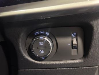 Vauxhall Mokka Electric 50kwh Ultimate Suv 5dr Electric Auto (136 Ps)