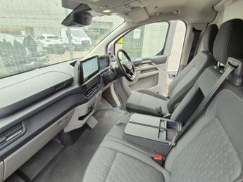 Ford E Transit Custom 320 65kwh Limited Panel Van 5dr Electric Auto L1 H1 (136 Ps)