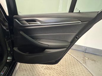 BMW 5 Series Touring 2.0 520d Mht M Sport Touring 5dr Diesel Hybrid Steptronic Euro 6