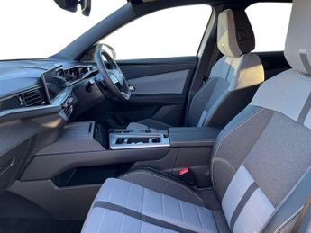 Vauxhall Grandland Electric 73kwh Gs Suv 5dr Electric Auto (213 Ps)