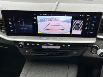 Vauxhall Grandland Electric 73kwh Gs Suv 5dr Electric Auto (213 Ps)