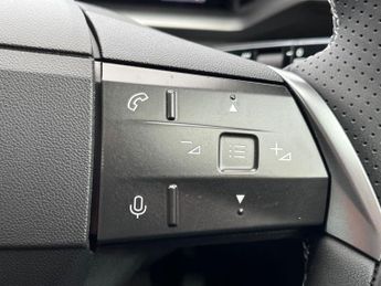 Vauxhall Grandland Electric 73kwh Gs Suv 5dr Electric Auto (213 Ps)