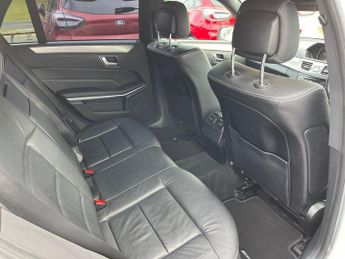 Mercedes Benz E Class Estate 2.1 E220 Bluetec Amg Night Edition Estate 5dr Diesel G Tronic Pl