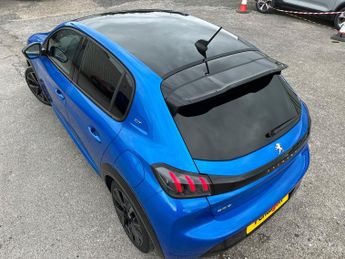Peugeot 208 1.2 Puretech Gt Hatchback 5dr Petrol Eat Euro 6 (s/s) (100 Ps)