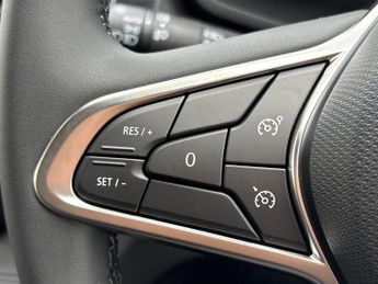 Renault Trafic SWB DIESEL TRAFIC SL30 BLUE DCI 170 EXTRA SPORT