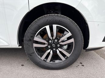 Renault Trafic  LWB DIESEL TRAFIC LL30 BLUE DCI 170 EXTRA SPORT