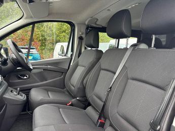 Renault Trafic LWB DIESEL TRAFIC LL30 BLUE DCI 170 EXTRA SPORT