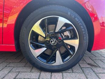 Vauxhall Corsa 5 Door 50kwh Yes Hatchback 5dr Electric Auto (136 Ps)