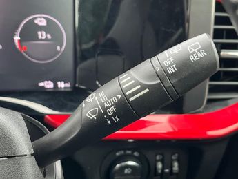 Vauxhall Mokka Electric 50kwh Sri Premium Suv 5dr Electric Auto (136 Ps)